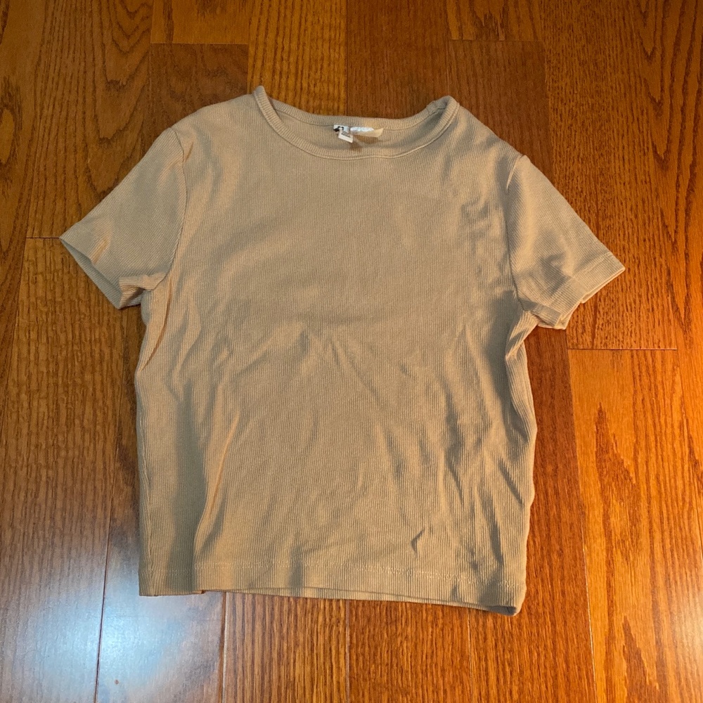 H&M light brown baby tee for teens
